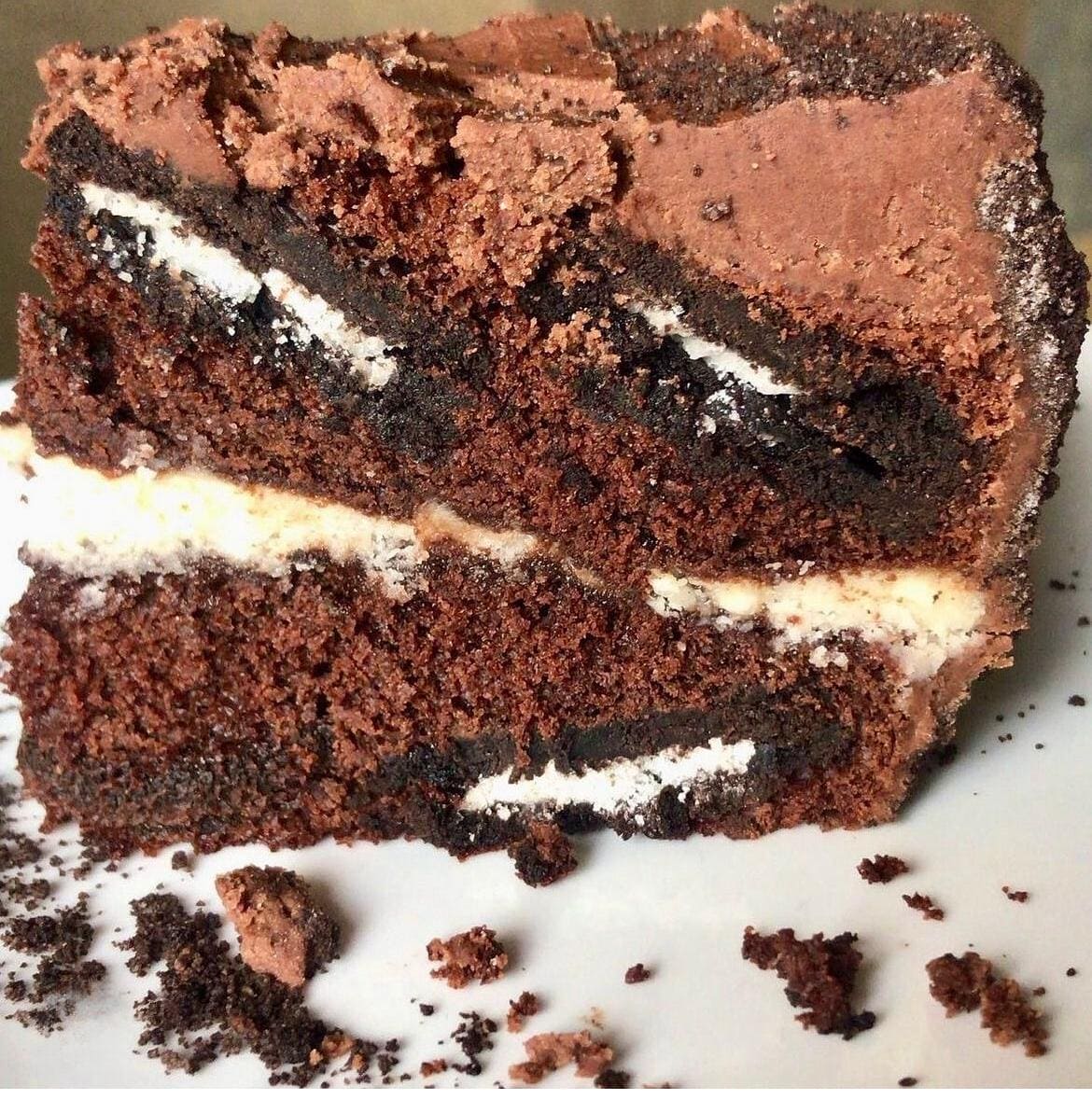 Oreo layer cake